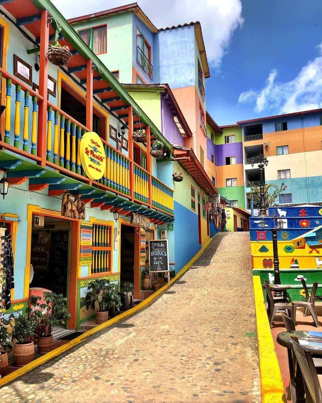 Guatapé & El Peñol tour - 1